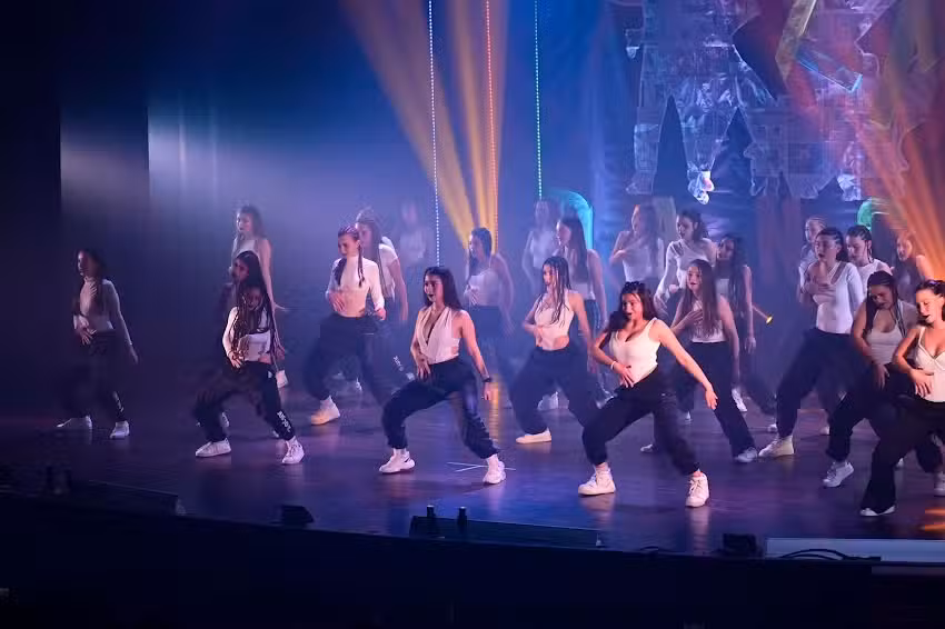 Academia KM DANCERS Y FITNESS