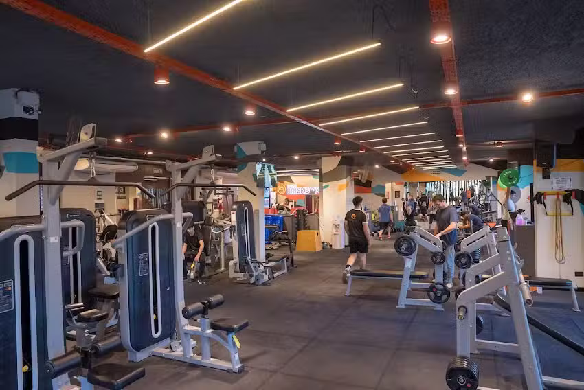 BRISKBOX [Villa Anita]