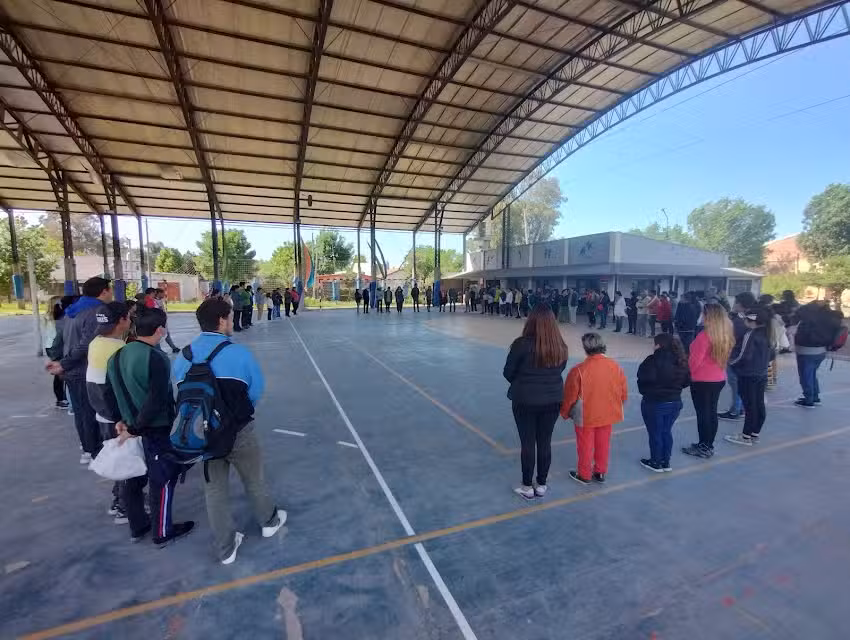 Centro De Educaci&oacute;n F&iacute;sica N&ordm;96 &ldquo;Deportivo Ferrari&rdquo;