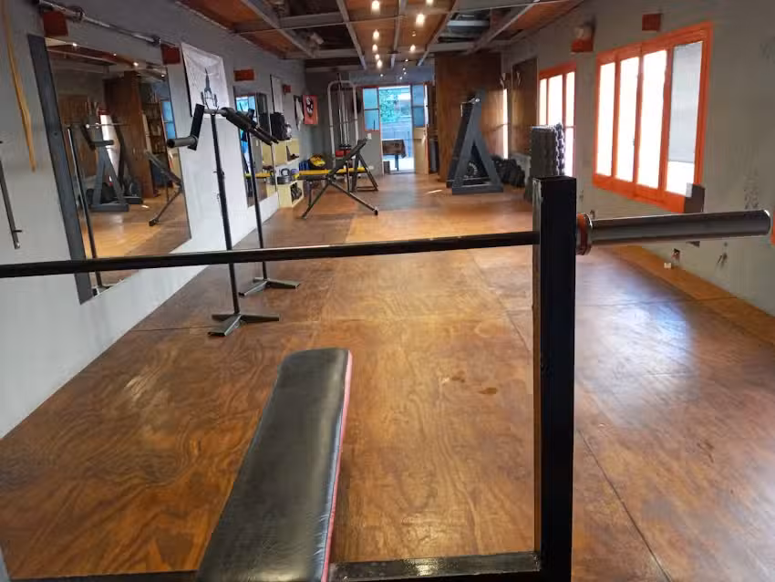 Centro de Fuerza Maxima