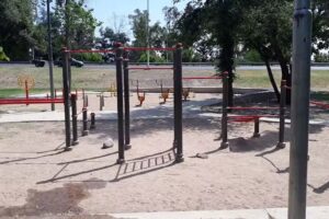 Circuito de calistenia y centro de ejercicio