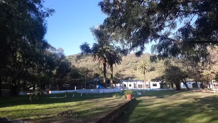 Costanera Barrio &Ntilde;u Pora Rio Ceballos