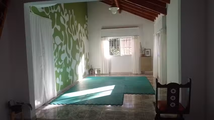 Efimeroo. yoga-masajes-movimiento