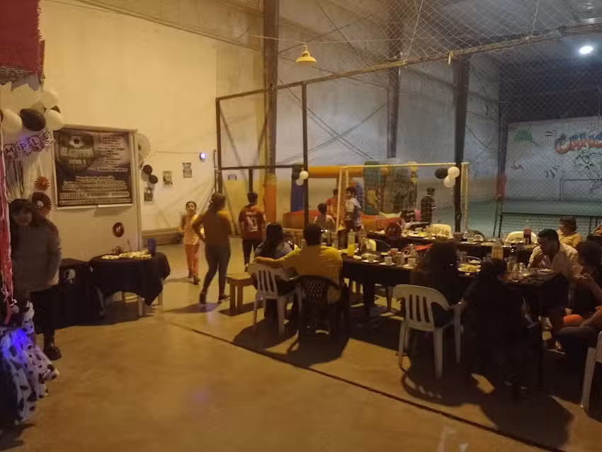 El Capit&aacute;n f&uacute;tbol y eventos