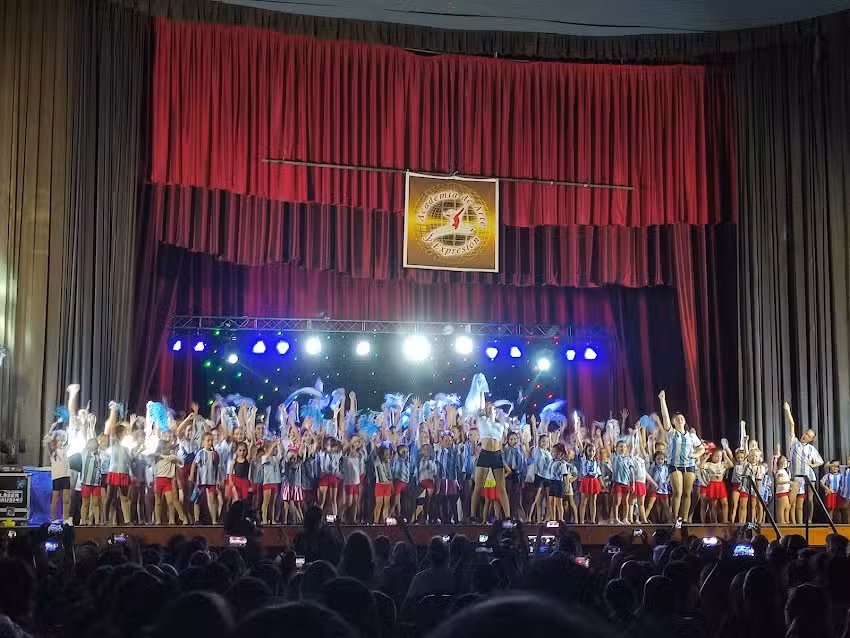 Escuela DE Gimnasia Daiana Nanzer