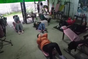 Fitnees gym gimnasio femenino