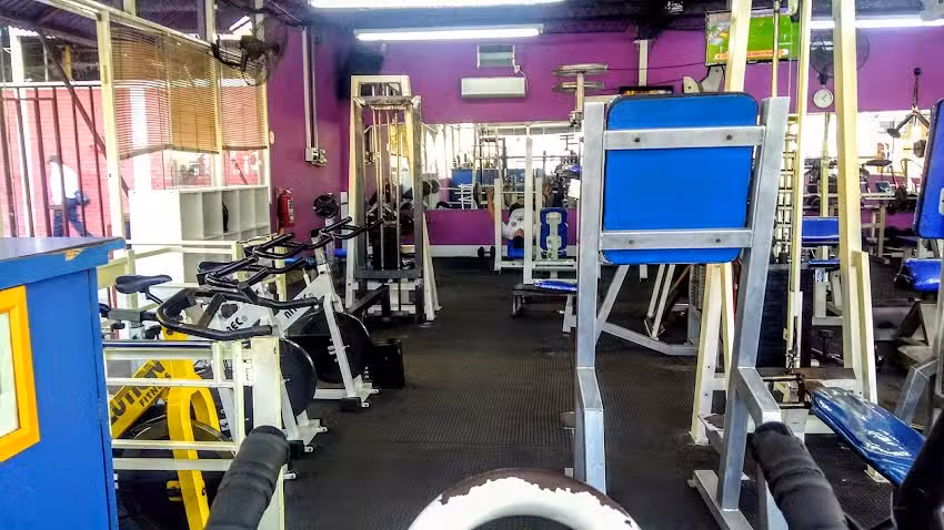 F&uacute;tbol San Andr&eacute;s Gimnasio