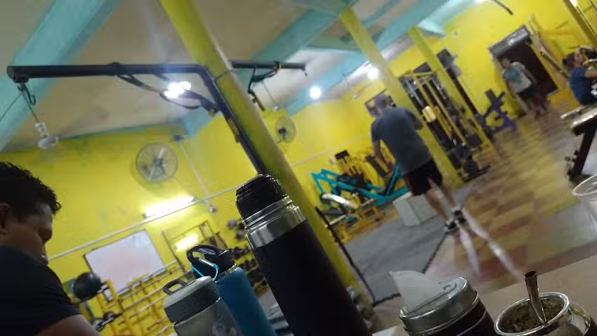 Gimnasio Activo Fitness