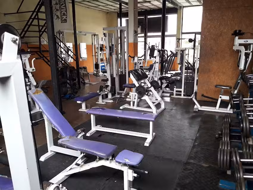 Gimnasio Big Bang