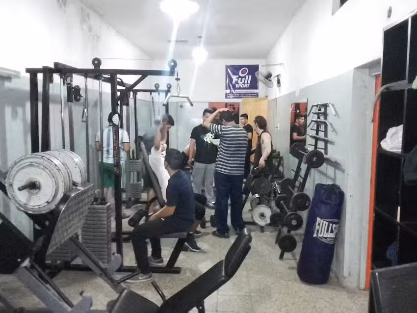 Gimnasio Fusi&oacute;n Villa Adela