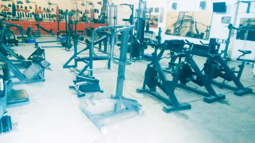 Gimnasio La Uni&oacute;n