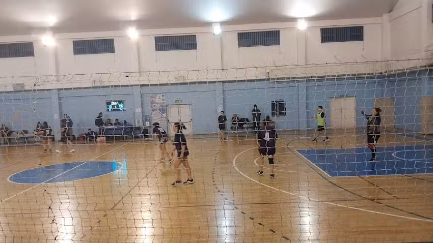 Gimnasio municipal Mario Lobos