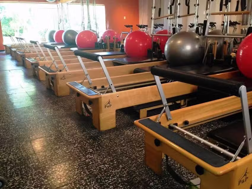 GIMNASIO SPINNING & PILATES