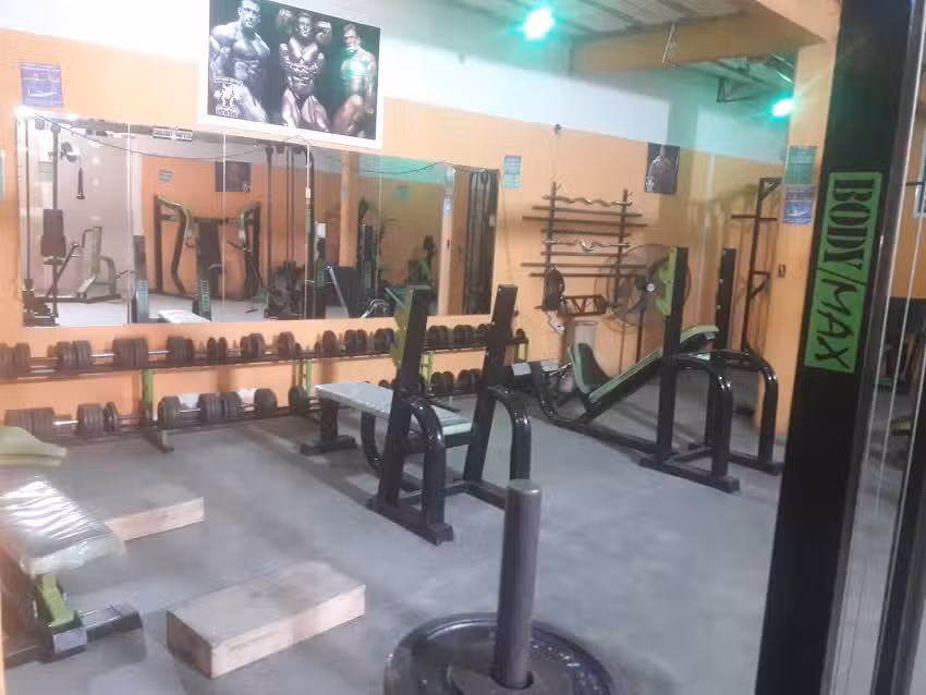 HEAVI DUTY GYM ZONA ESTE