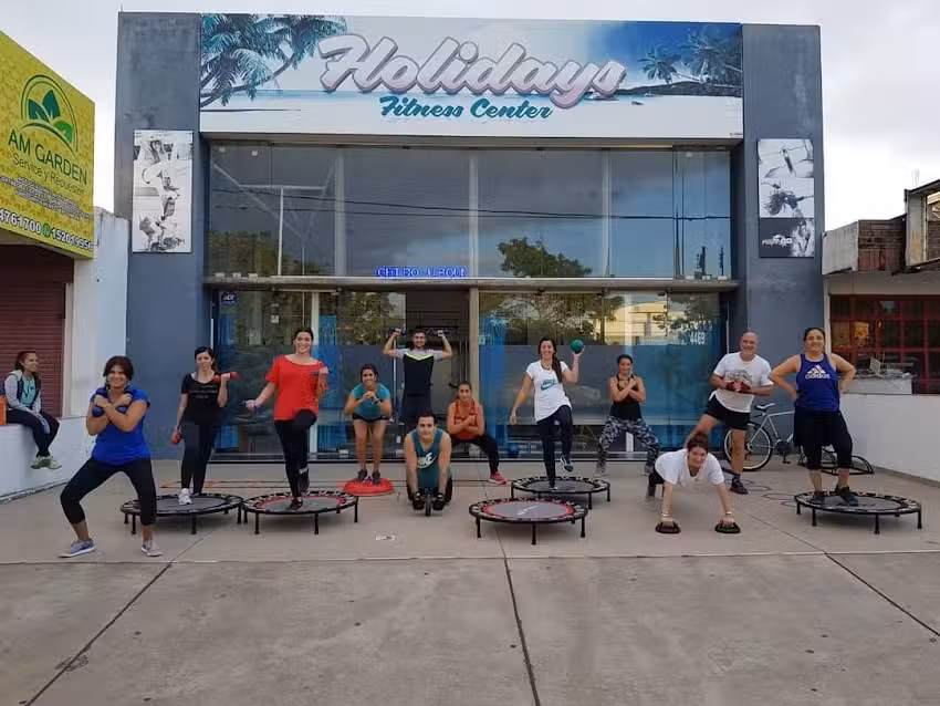 HOLIDAYS FITNESS CENTER