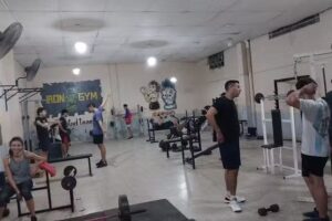 IRON centro de entrenamiento