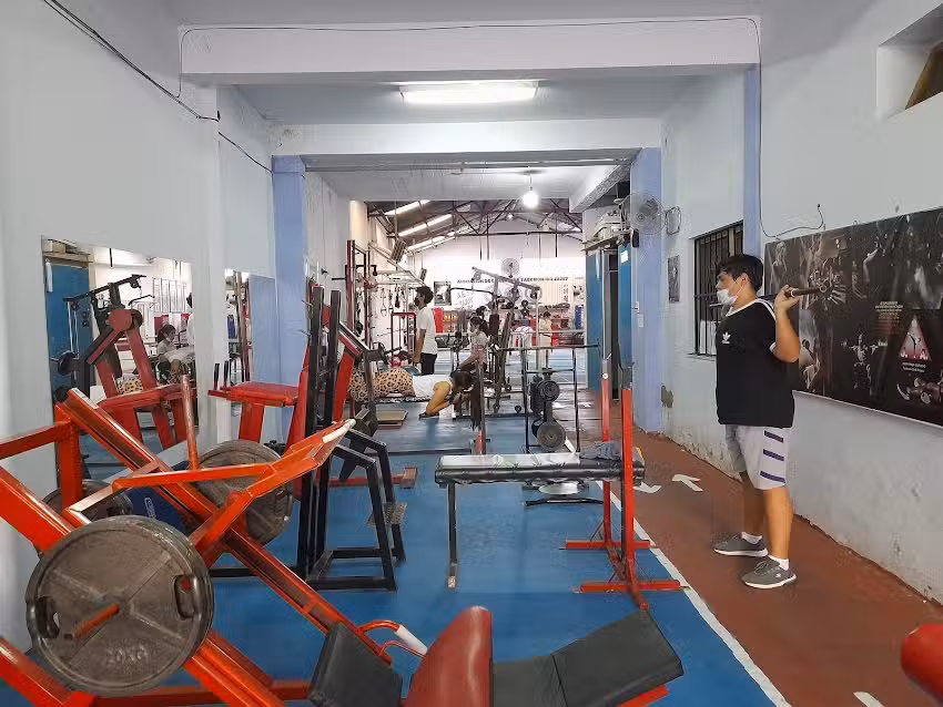 Juan Apaza Gimnasio