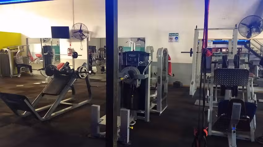 Kinetic Fit gimnasio