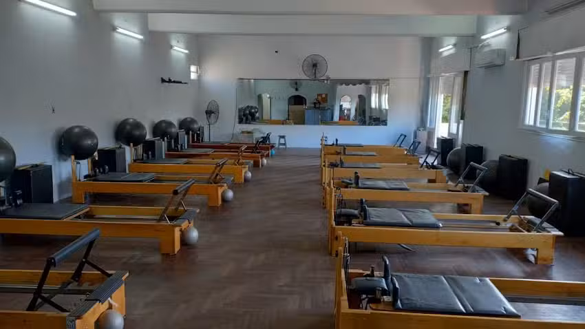 LyC pilates reformer Turdera