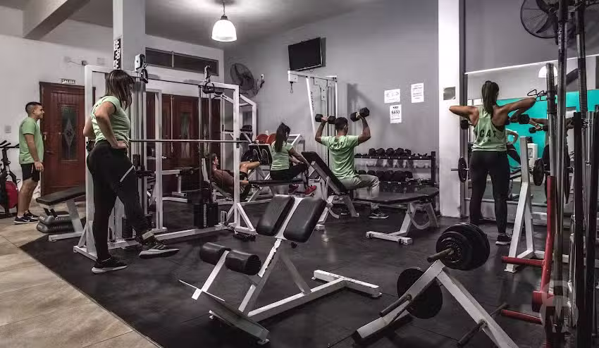 M CENTRO DE ACTIVIDADES FISICAS