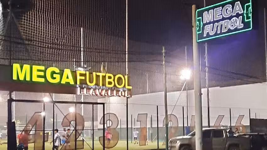 Mega F&uacute;tbol Llavallol