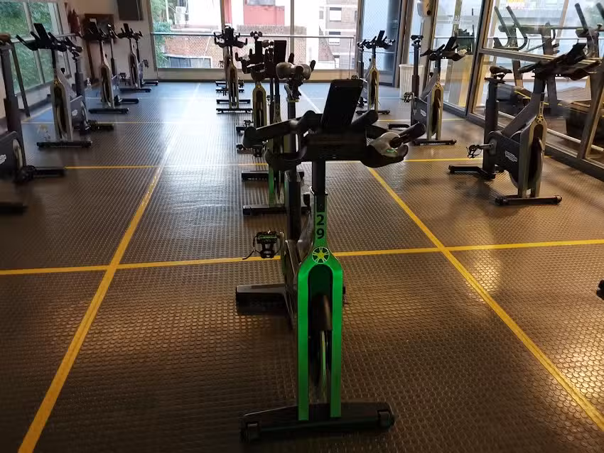 Megatlon Mart&iacute;nez II