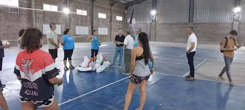 POLIDEPORTIVO COMUNAL