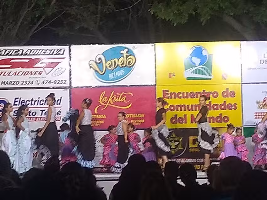 Polideportivo del barrio Loyola