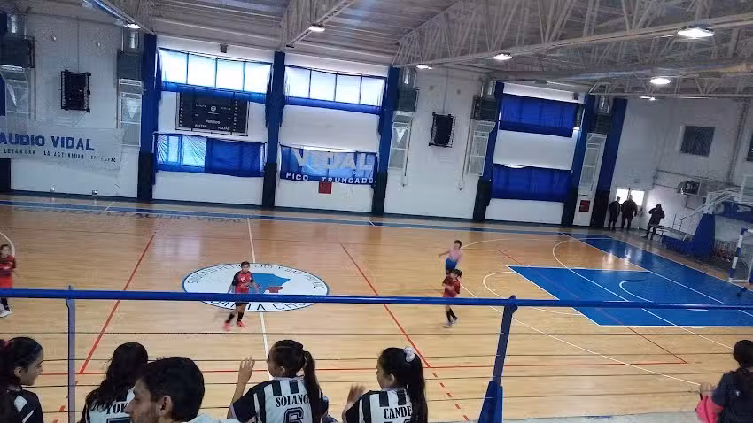 POLIDEPORTIVO PETROLEROS PRIVADOS ELADIO AZOCAR