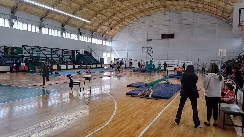 Polideportivo Posta del Retamo