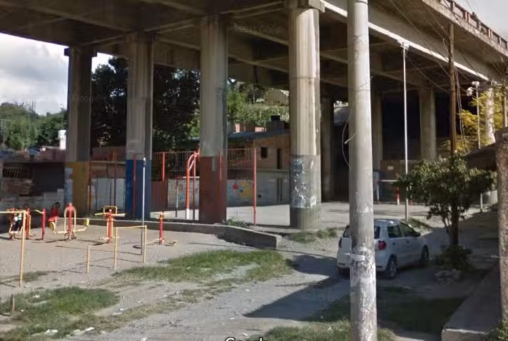 polideportivo puente otero