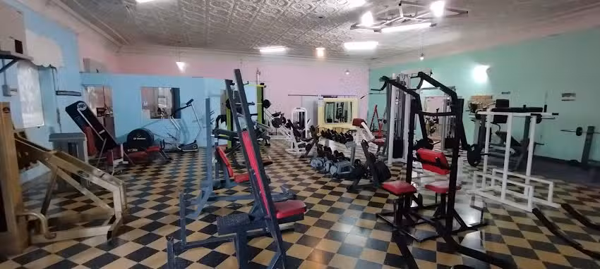 Sans&oacute;n Gym