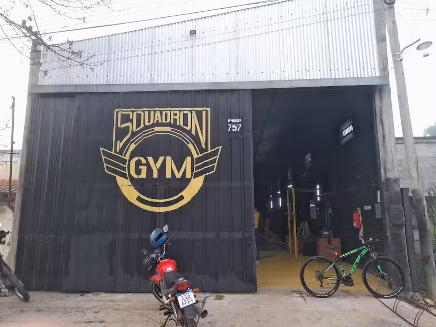 Squadrongym