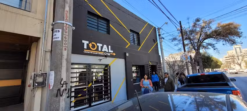 Total Gym (Centro de Salud y Fitness)