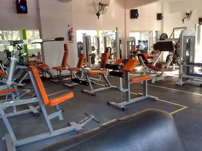 Urquiza Gym Plaza